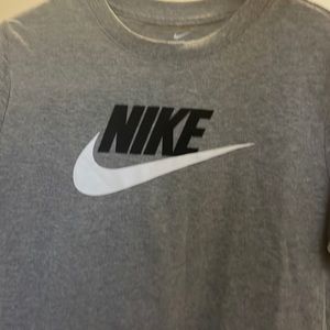 Grey Nike t shirt